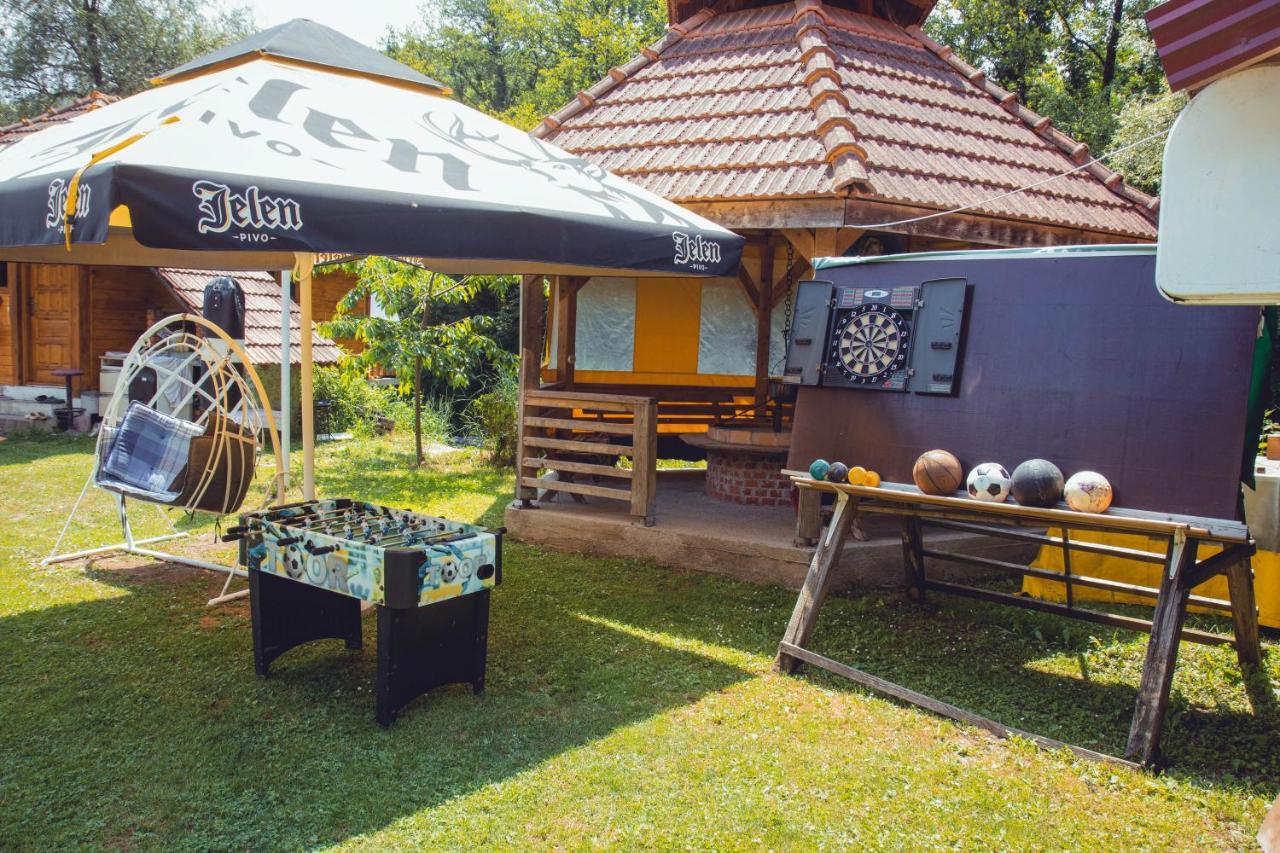 Rafting Kamp Dvije Vrbe Hotel Foca Buitenkant foto