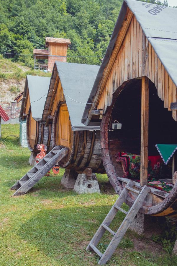 Rafting Kamp Dvije Vrbe Hotel Foca Buitenkant foto