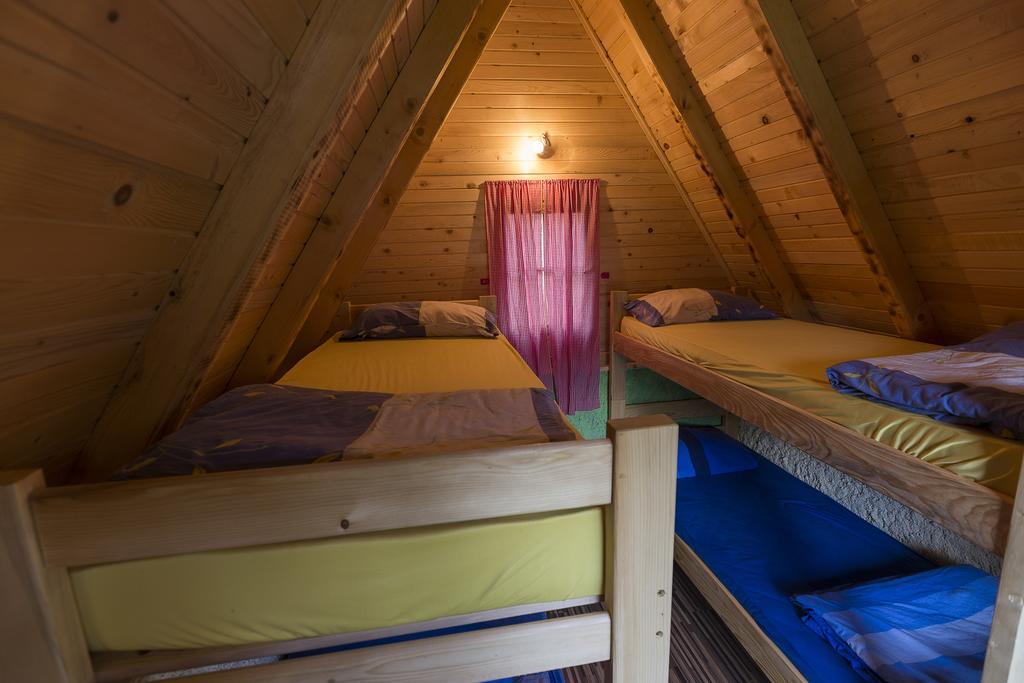 Rafting Kamp Dvije Vrbe Hotel Foca Buitenkant foto